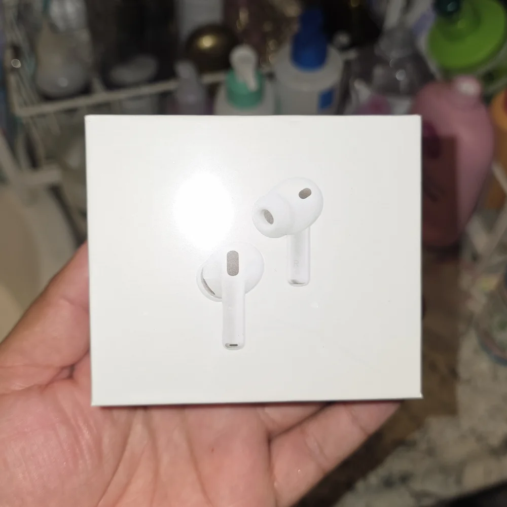 AIRPODSPRO 3 White Wireless Earbuds with Charging Case